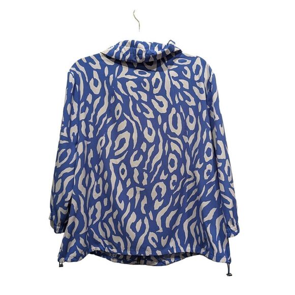 Chico's Zenergy Blue & White Bold Cheetah Print Windbreaker Jacket, 2 (L/12) - Picture 9 of 12